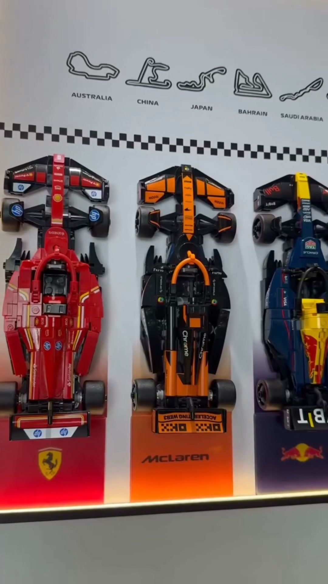 LEGO® Speed Champions F1 12 Car Display Frame Wall Mount
