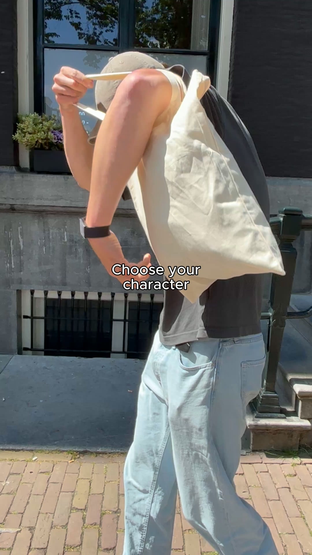 Crossbody. Refined.
