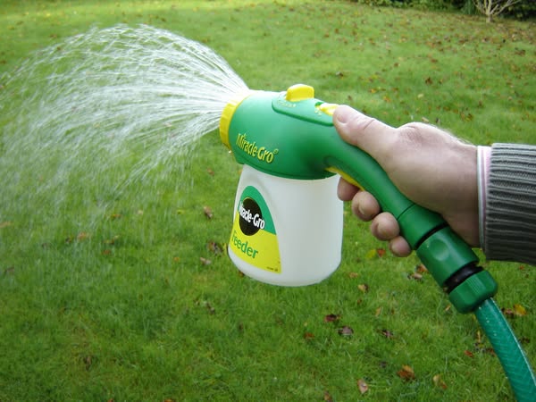 Hose-end Feeder