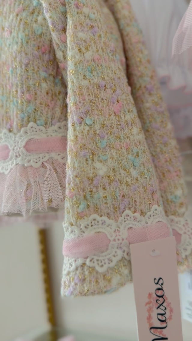 Anúncio de Dainty Delilah Spanish Baby Wear