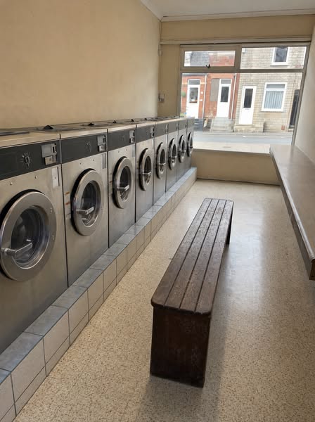 My aunt has run a launderette for 26 years. Here's what she told me about the smell.