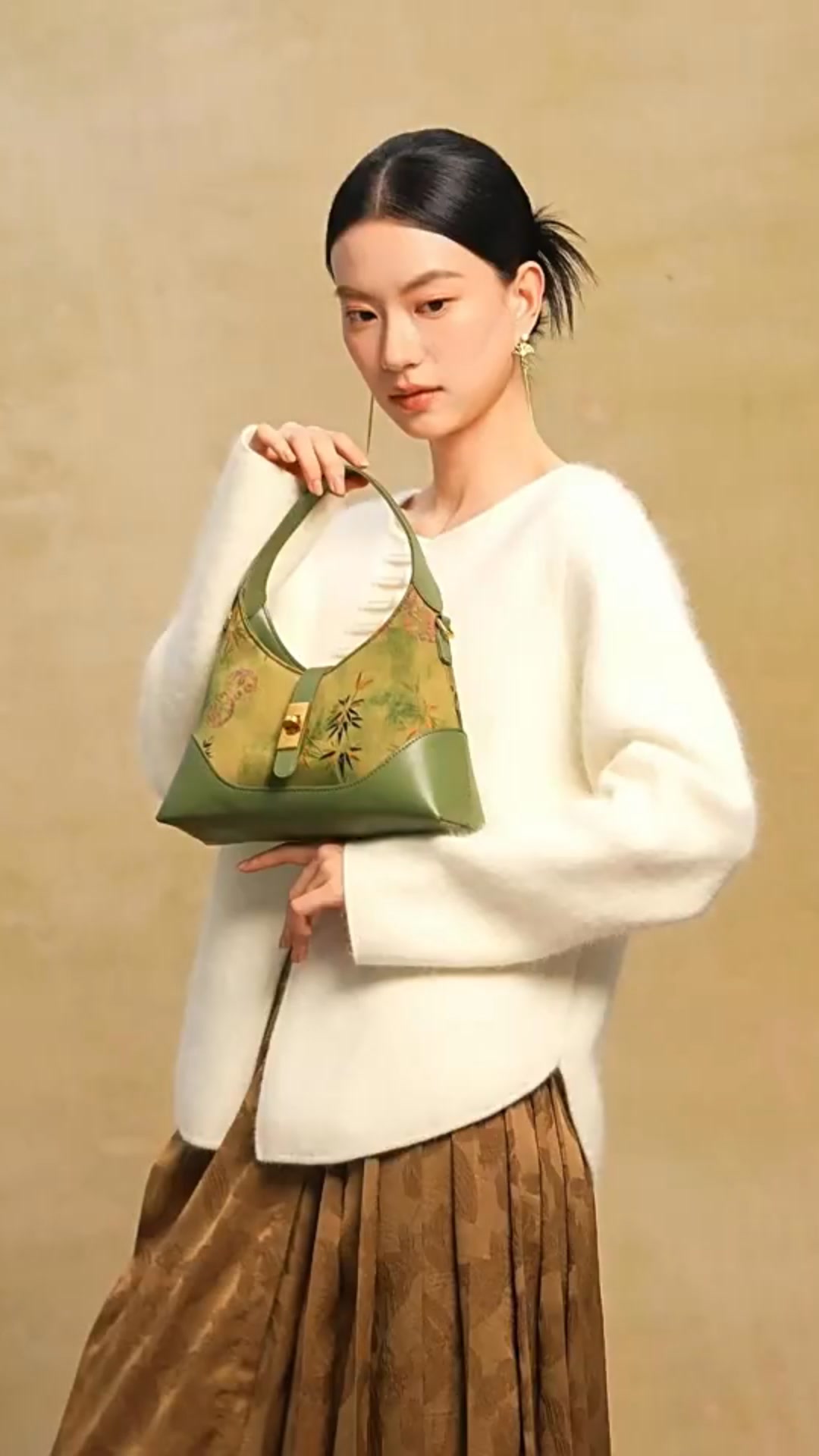 Modern, 12th Century Legend Made Wearable