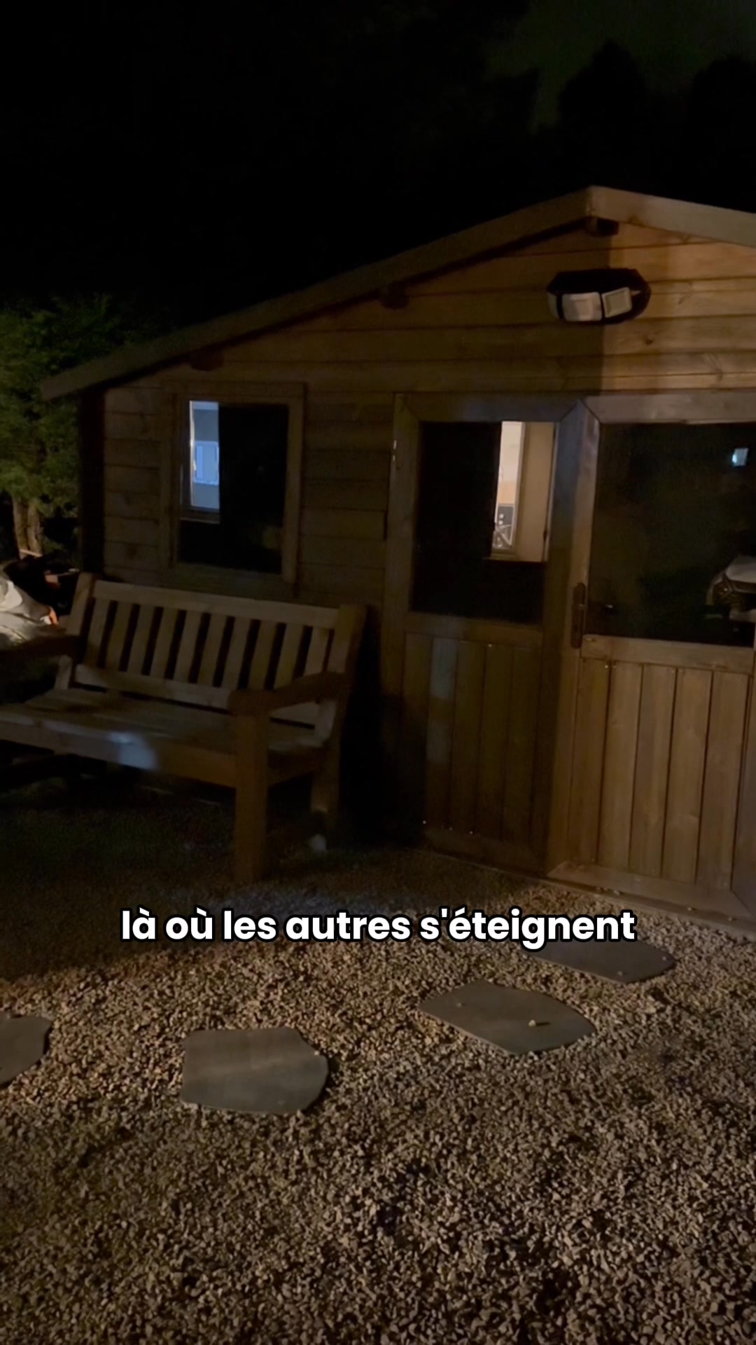 La solution d’éclairage 10x moins chère qu’un électricien.