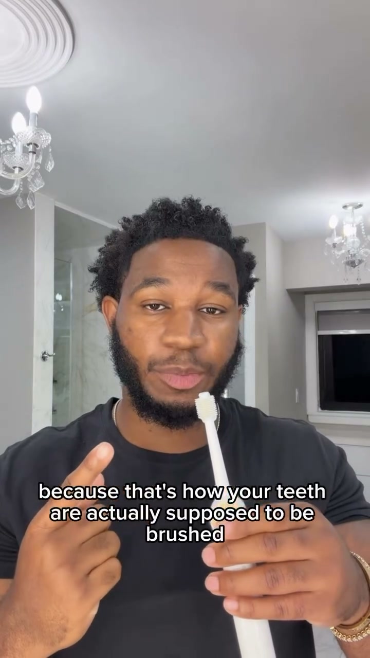 The World's 1st 3-in-1 Spinning Toothbrush