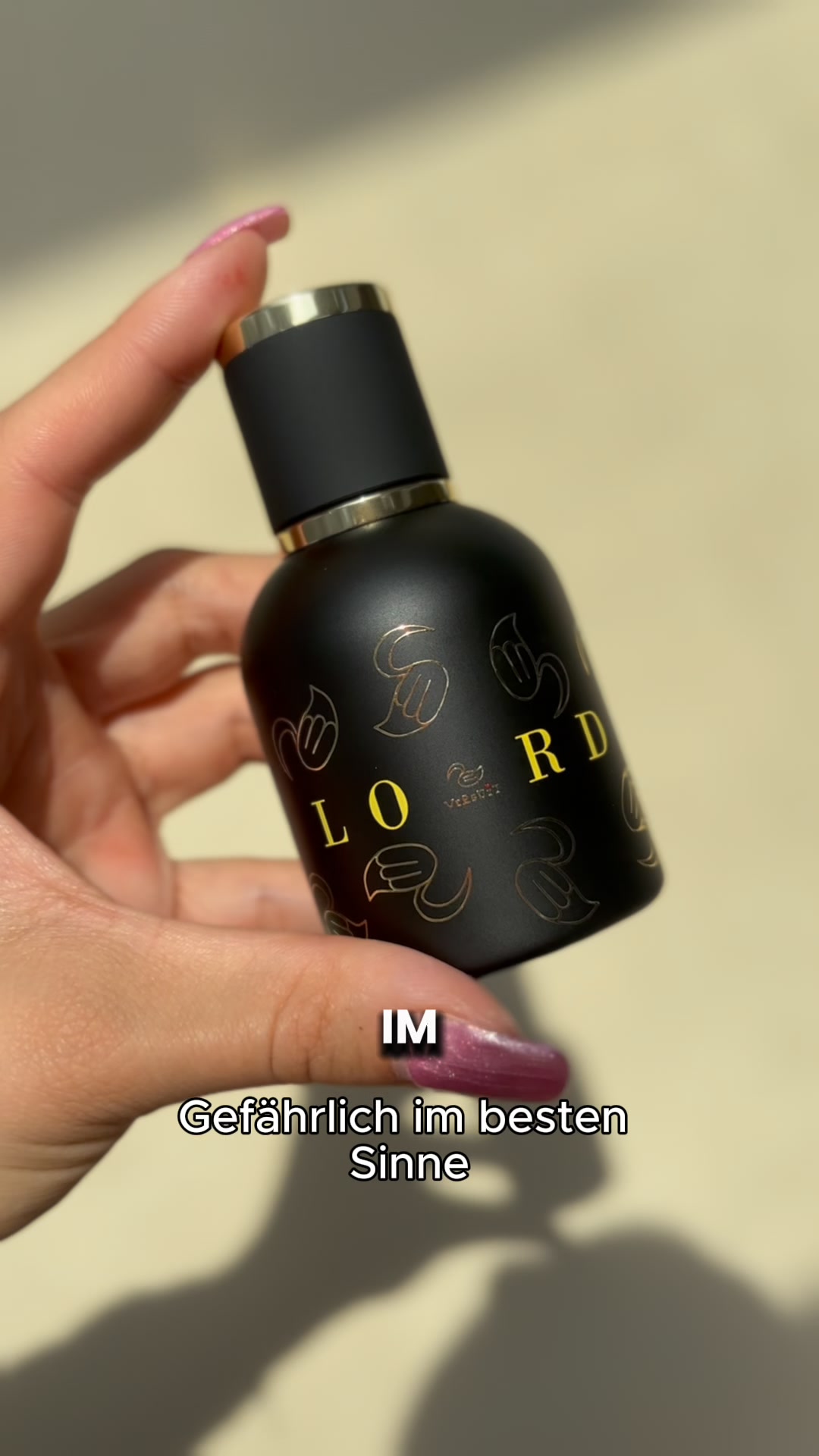 Das neue Herrenparfum von Versuit