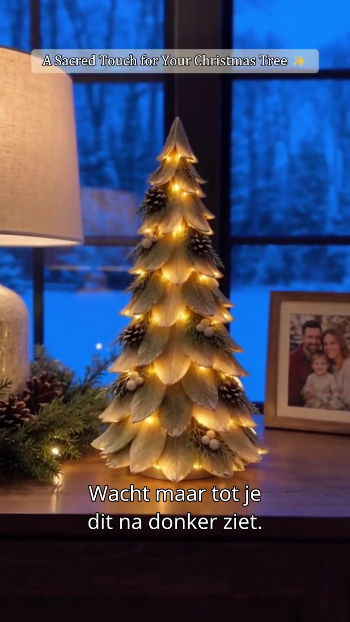 Winterleaf Glow – zacht licht tussen winterse bladeren