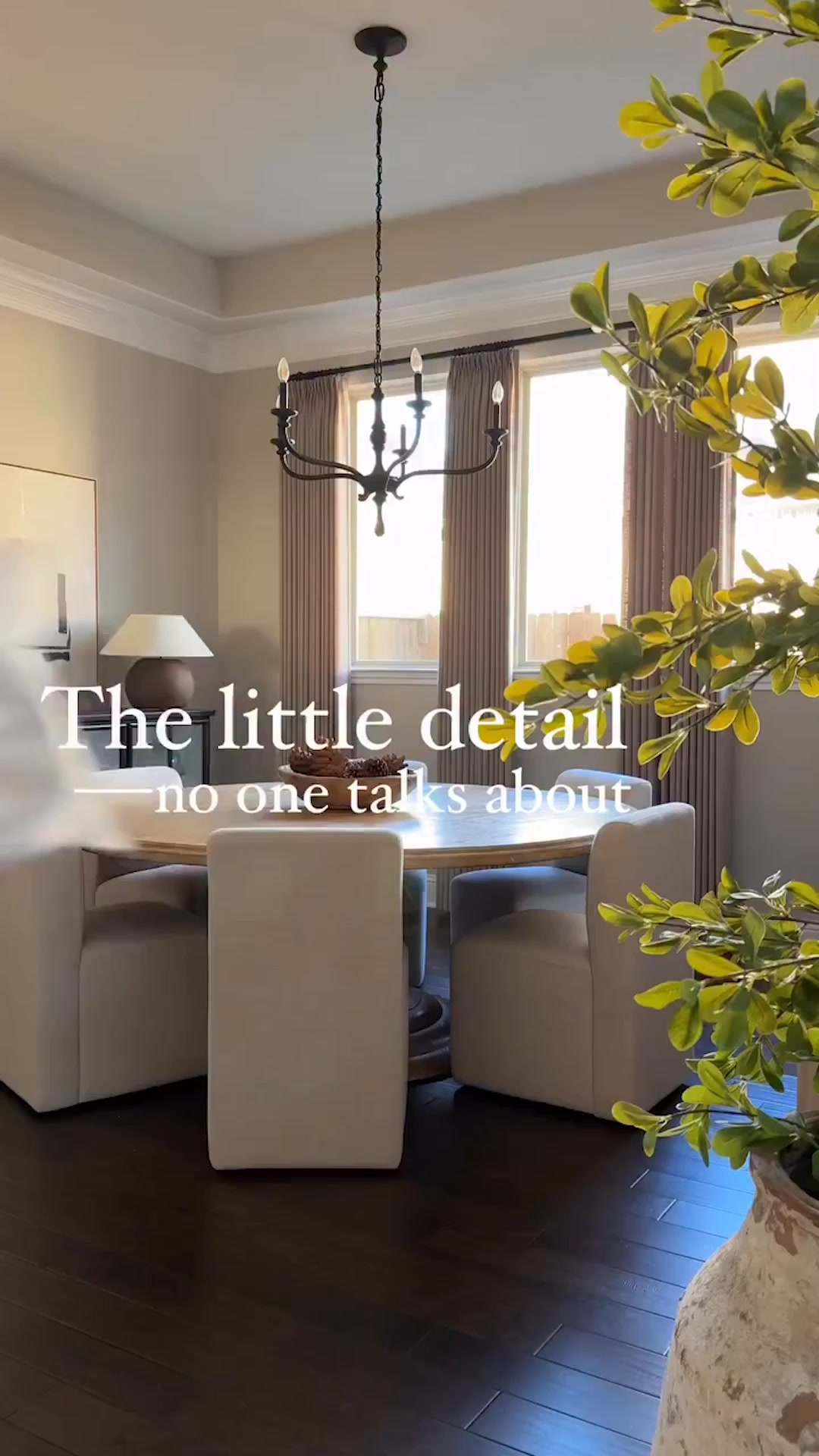 Elegant Hold, Everyday Ease