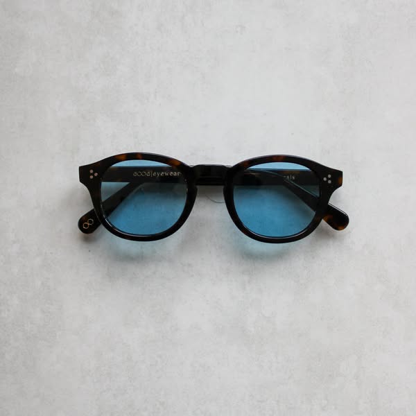 105 Brown Tortoiseshell Sunglasses with Blue Lenses