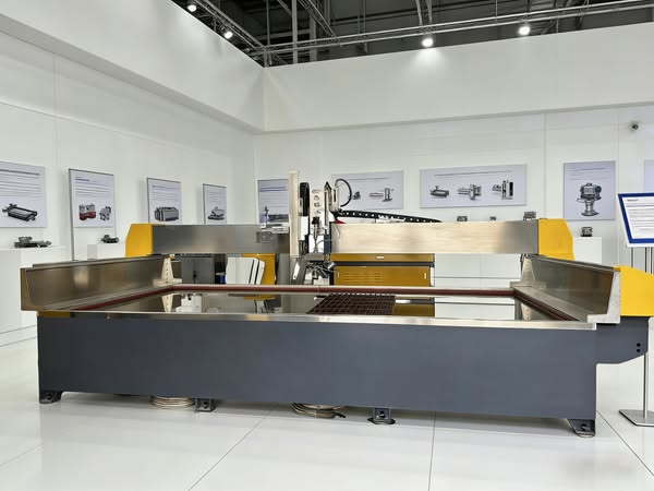 Industrial Waterjet Cutter Supplier