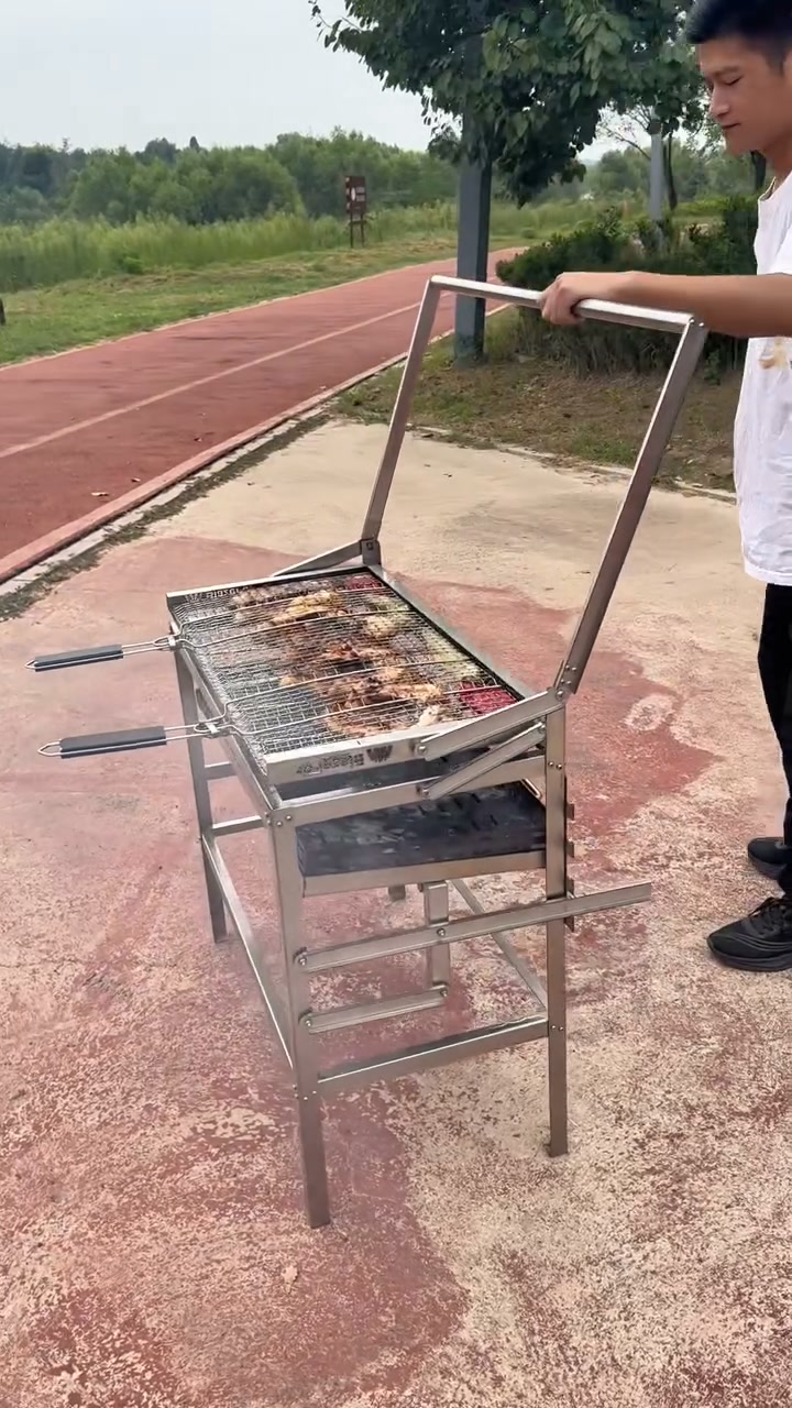 Current obsession: this clever flip-over charcoal grill!