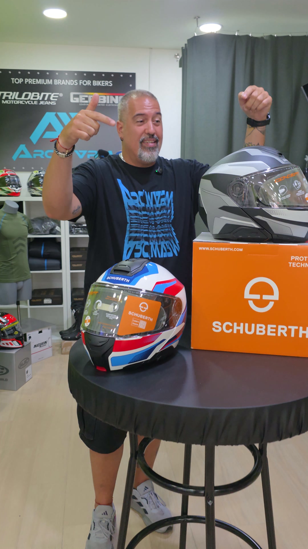 Cascos Modulares Schuberth Concept Tracer 349€ ¡Aprovecha antes de que se agoten!