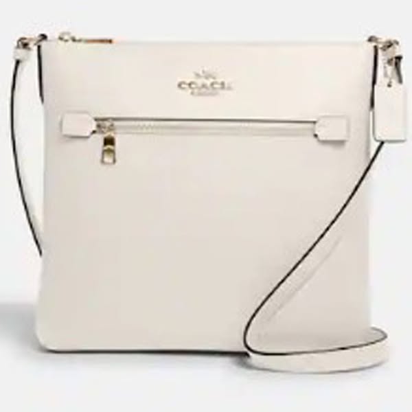 Exclusive Clutches Up To 60% Off