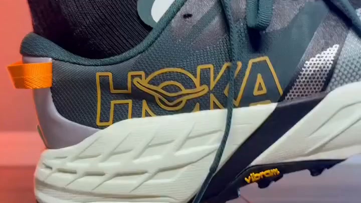 HOKA – Comodidad que te acompaña en cada paso