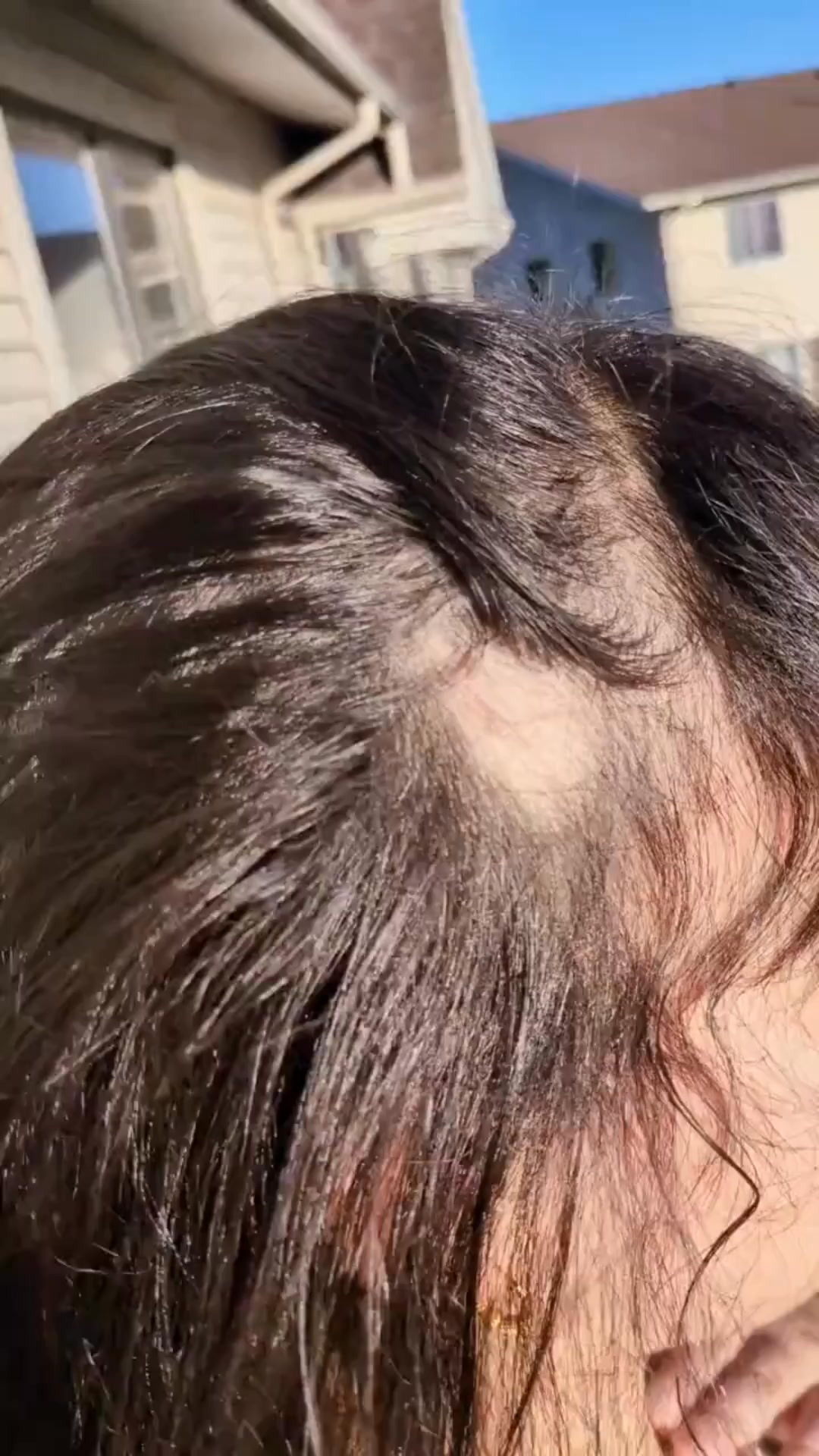 Fuller-Looking Hair Instantly