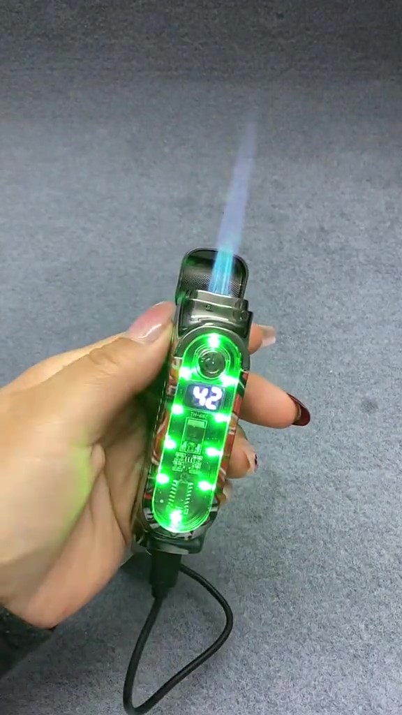 The Smarter Cigar Lighter