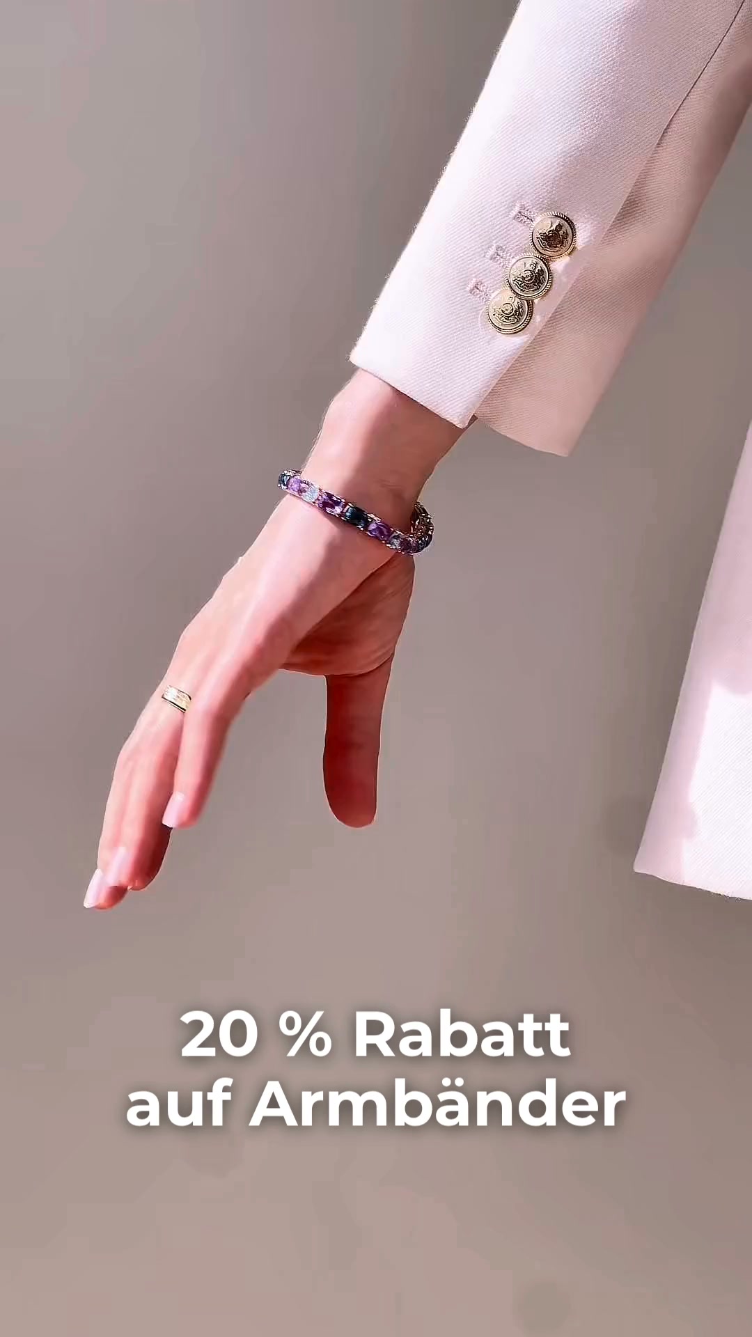 Armbänder im Angebot
