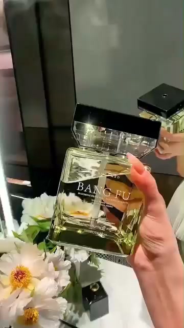 Anúncio de Amazon Fashion
