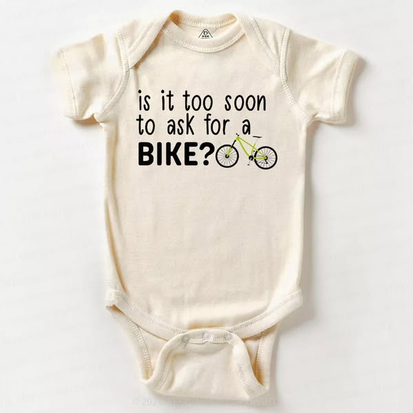 The funniest outfits for your little boss.