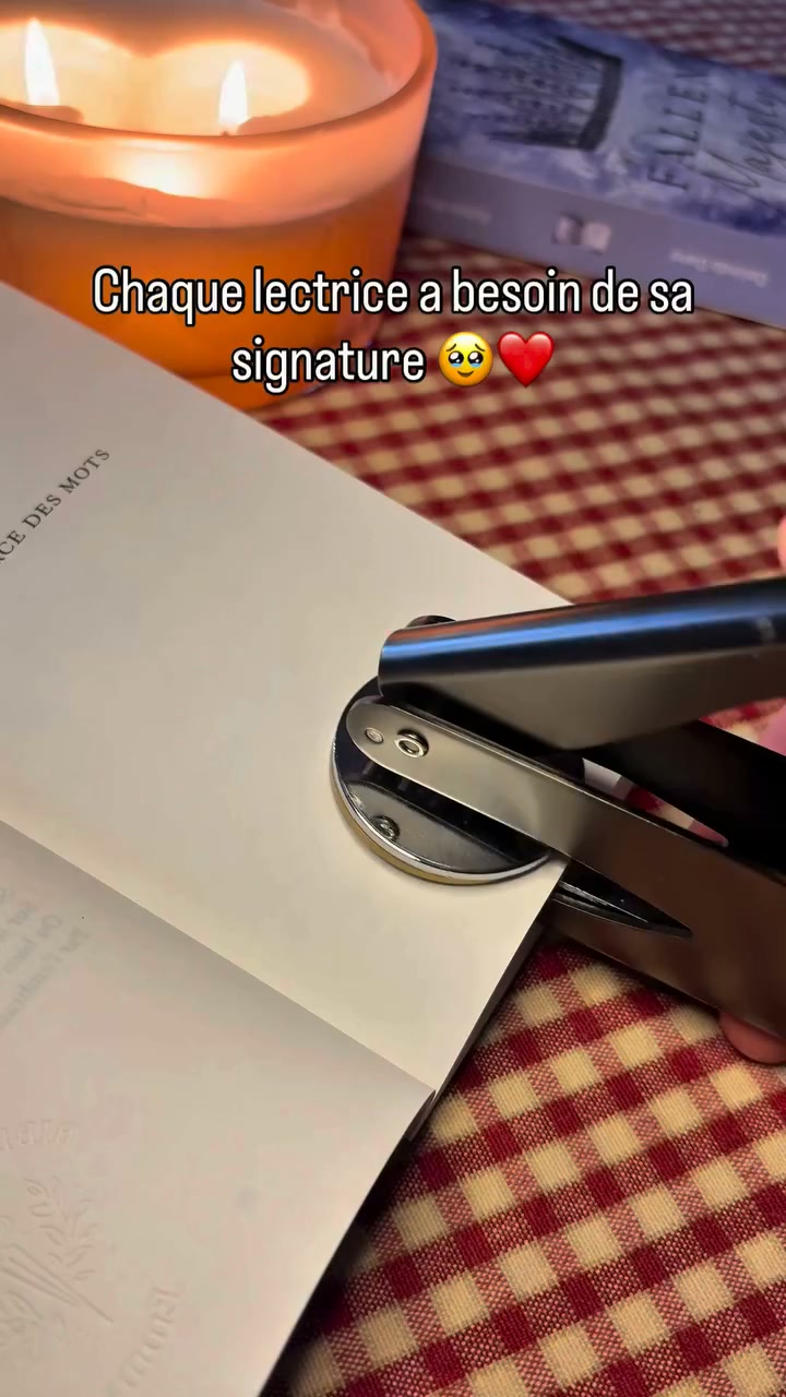 Gravez votre signature sur chaque livre