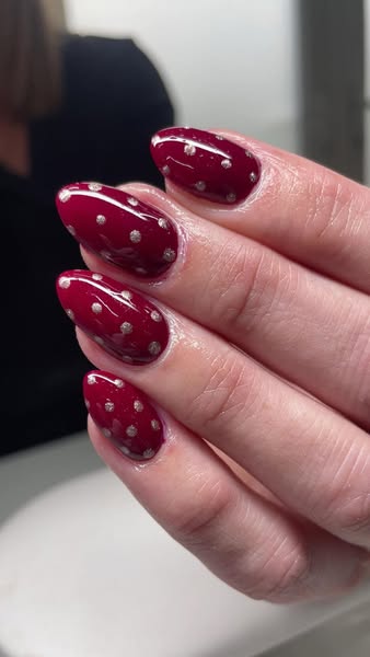 Young Nails Ireland - Nail Technician Training & Nail product Store