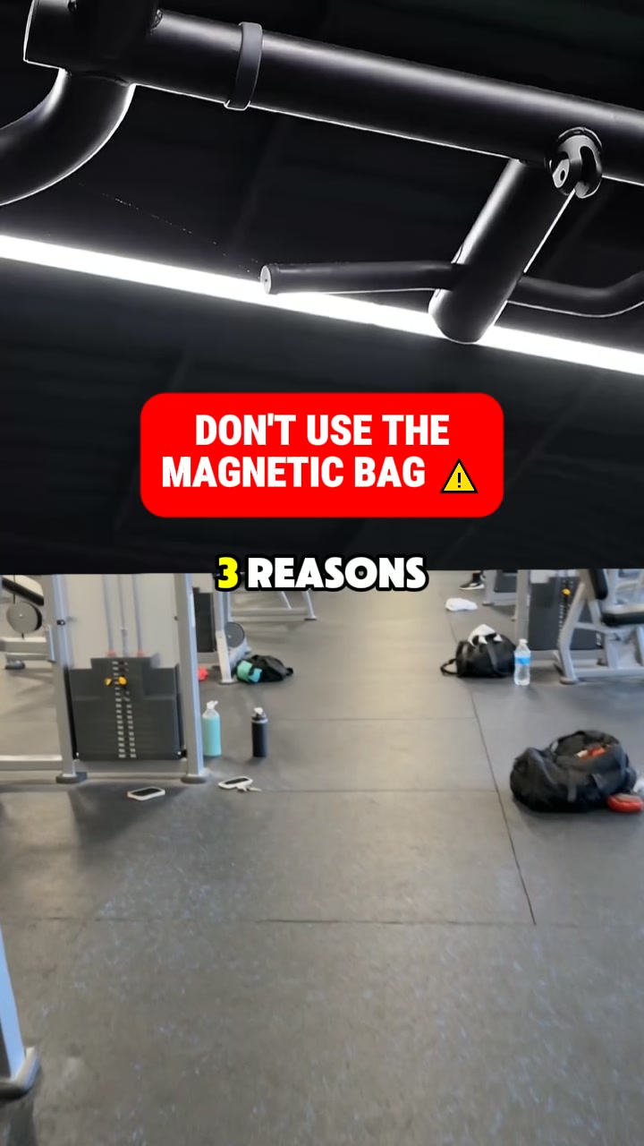 Pulll - Magnetic Gym Bag With Bottle Holder