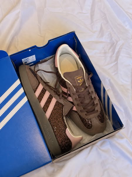 Get your kicks with free shipping