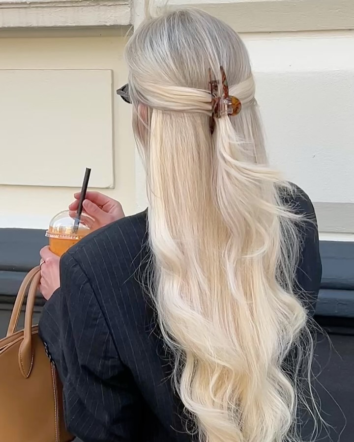 Classic Clip-ins 60 cm - Straight - Classic Clip-ins - Medium Volume - 7 Pieces - Platinum Blonde - Rapunzel of Sweden