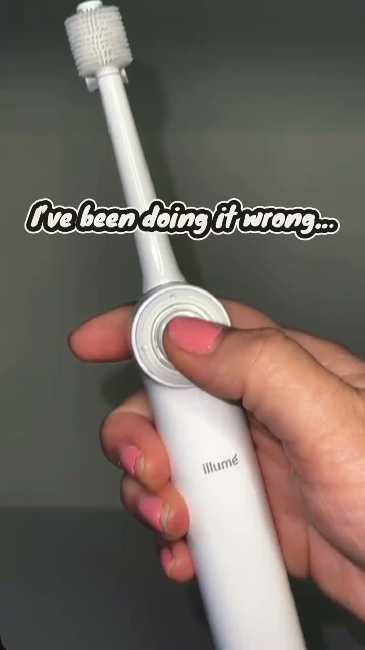The World's 1st 3-in-1 Spinning Toothbrush