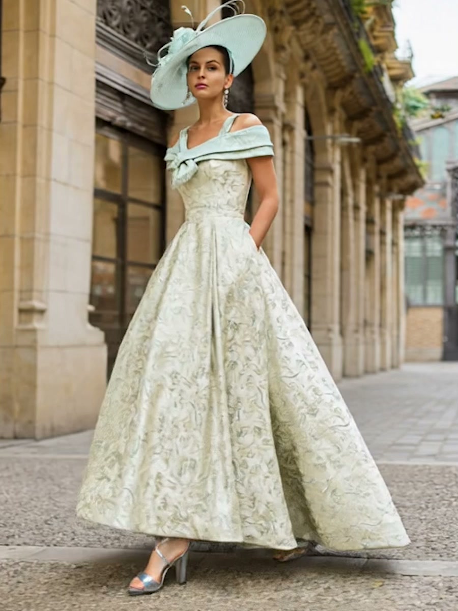 COUTURE CLUB 2G235 - NEW FOR AUTUMN 2026