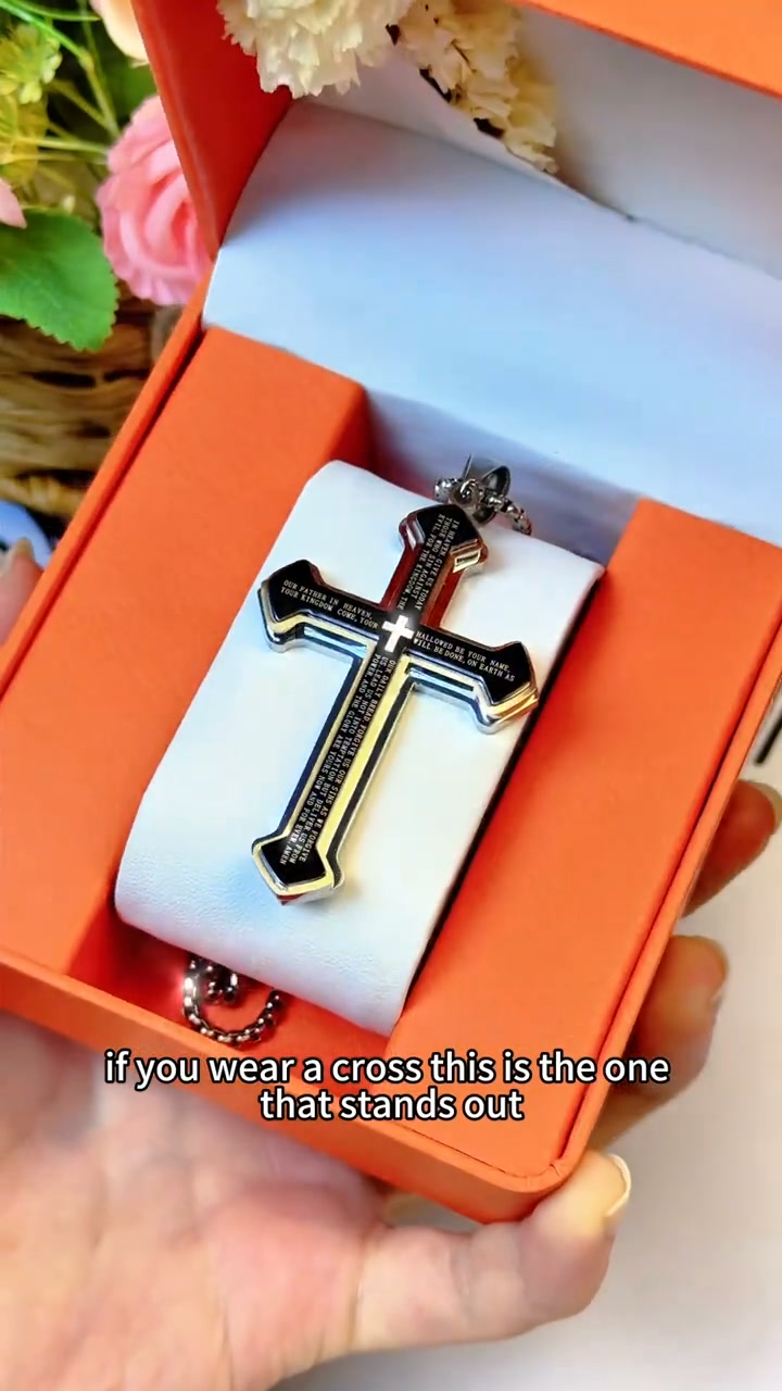 Meaningful Engraved Cross Necklace, Thoughtful Gift‑Ready Faith Pendant