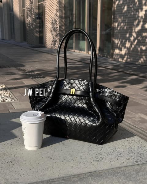 Hana Collezione – JW PEI Italy Official