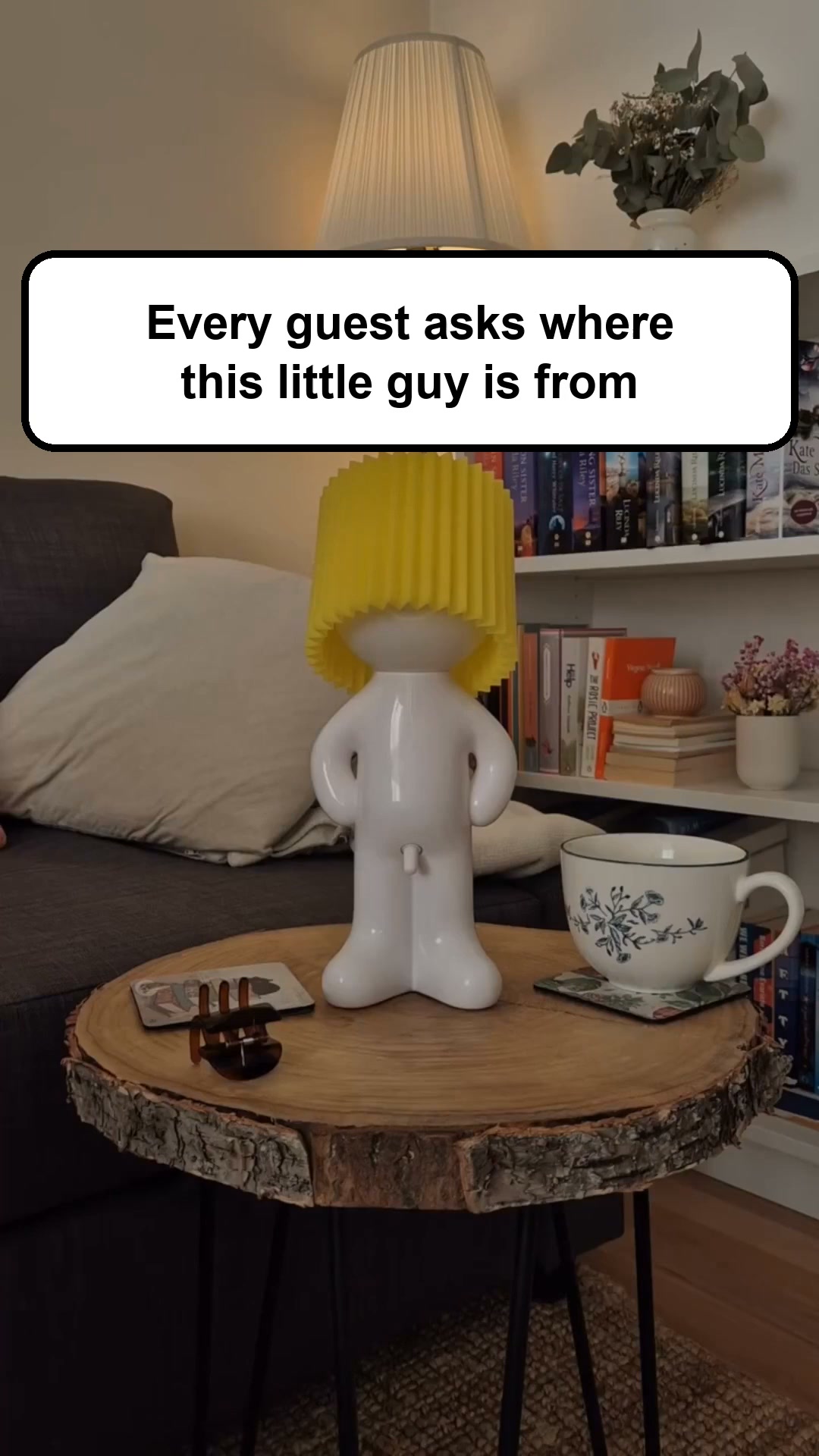 Meet Leo, the lamp with personality