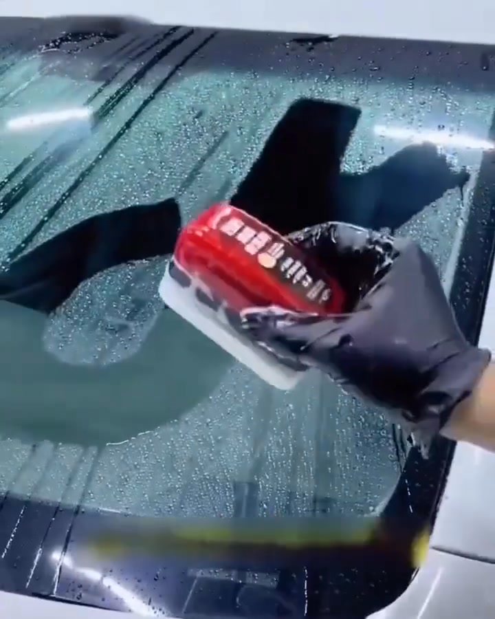 LAST DAY SALE 49% OFFAutomotive Oil Film Cleaning Brush