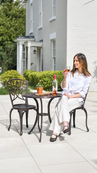 Dine in Style