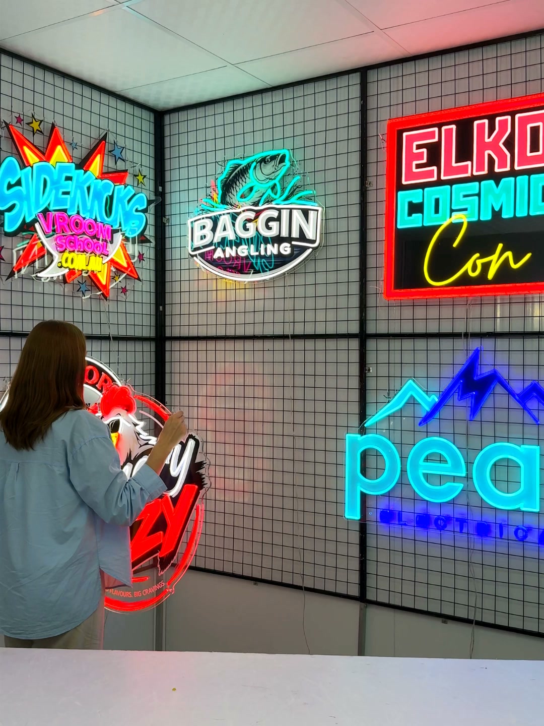 30% OFF Custom LED Neon Signs + FREE Design