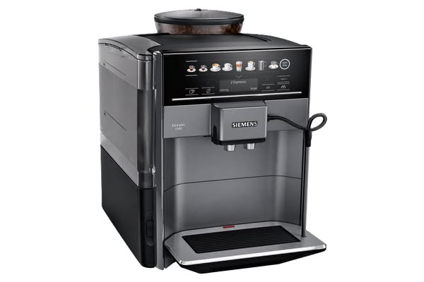 Iced coffee season starts at home