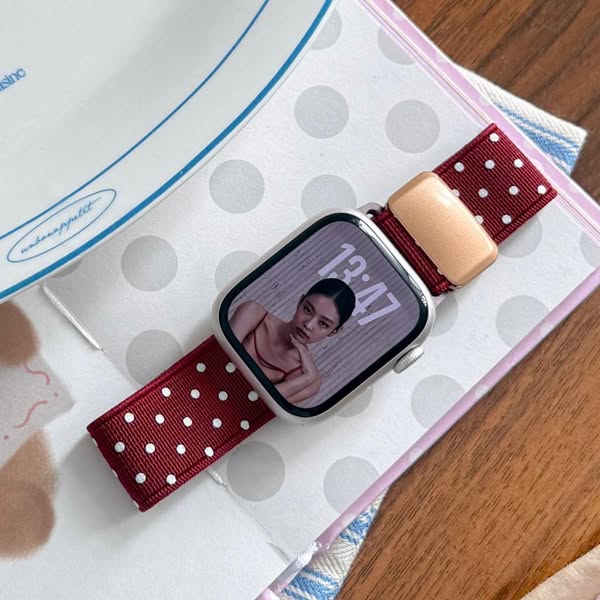 Cutest Polka Dot Apple Watch Strap!