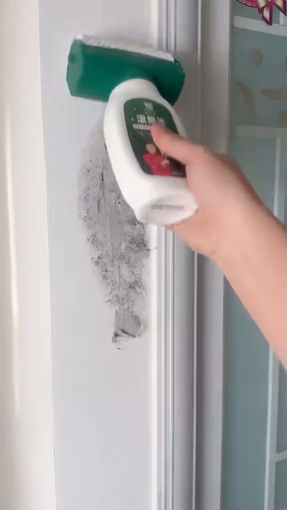 Des murs comme neufs en quelques coups de rouleau !