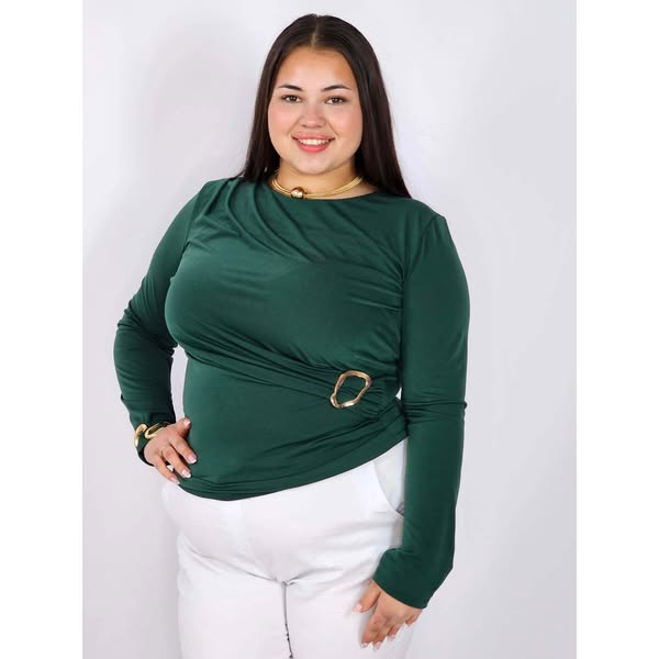 Bluzka plus size z asymetrycznym marszczeniem i ozdobną klamrą
