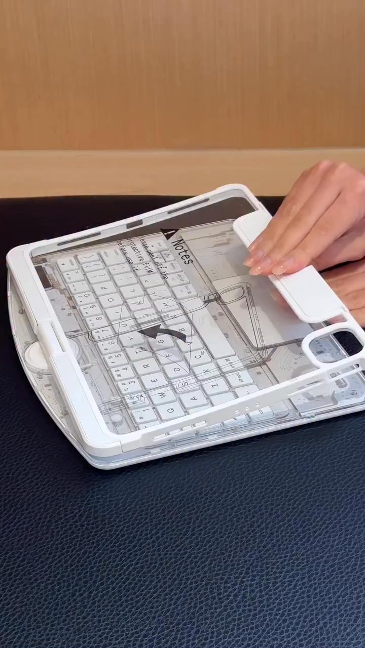 iPad + MacBook In One