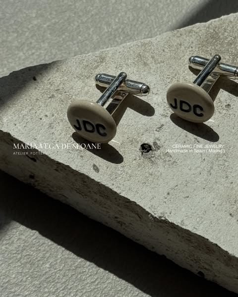Gemelos de cerámica hechos a mano