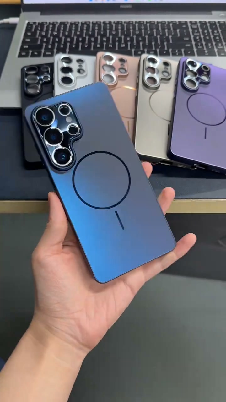 Magnetic Samsung Case · Snap On & Go