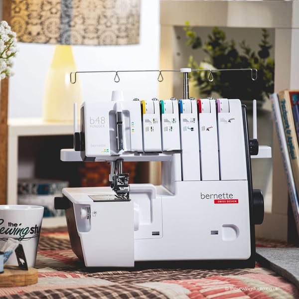Bernette Funlock B48 Overlocker & Coverstitch Machine