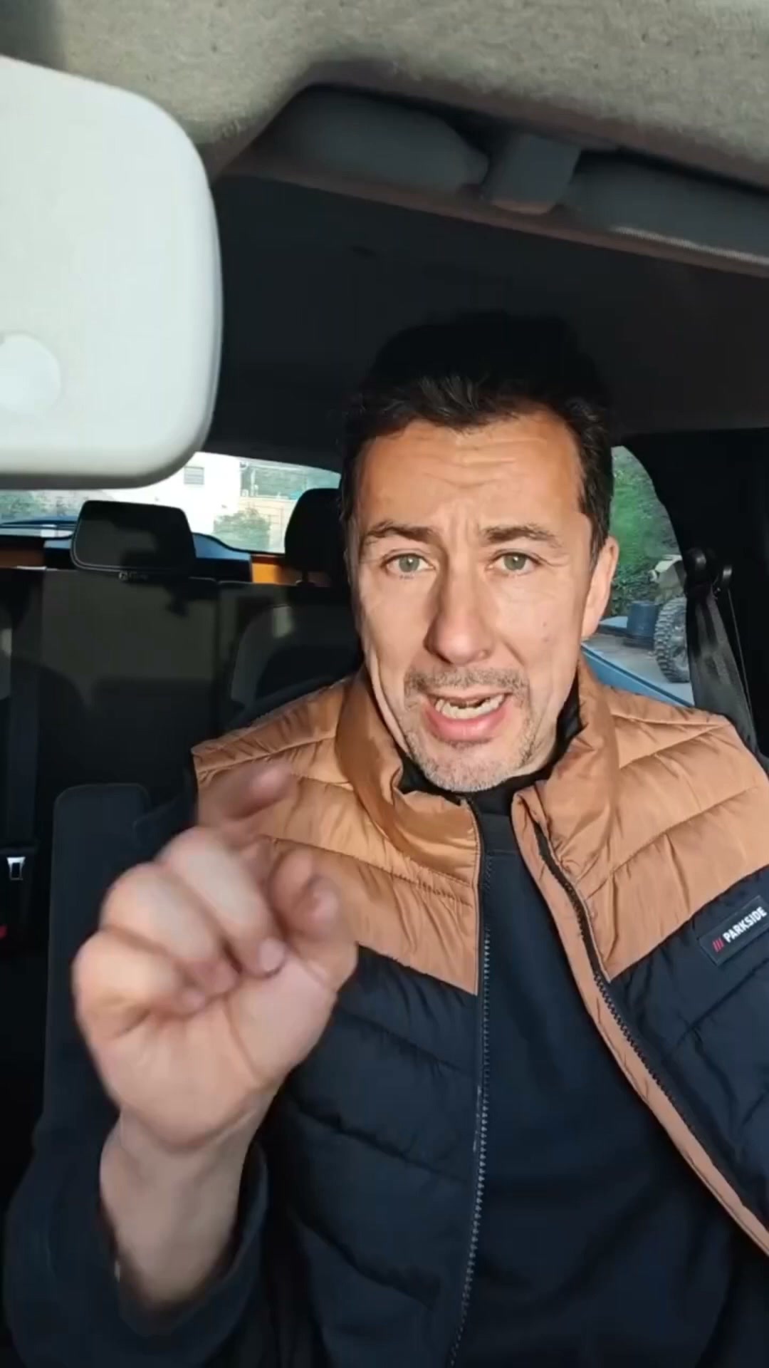 Protégez votre voiture contre le vol en quelques secondes.