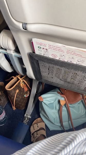 From tourist to real traveler