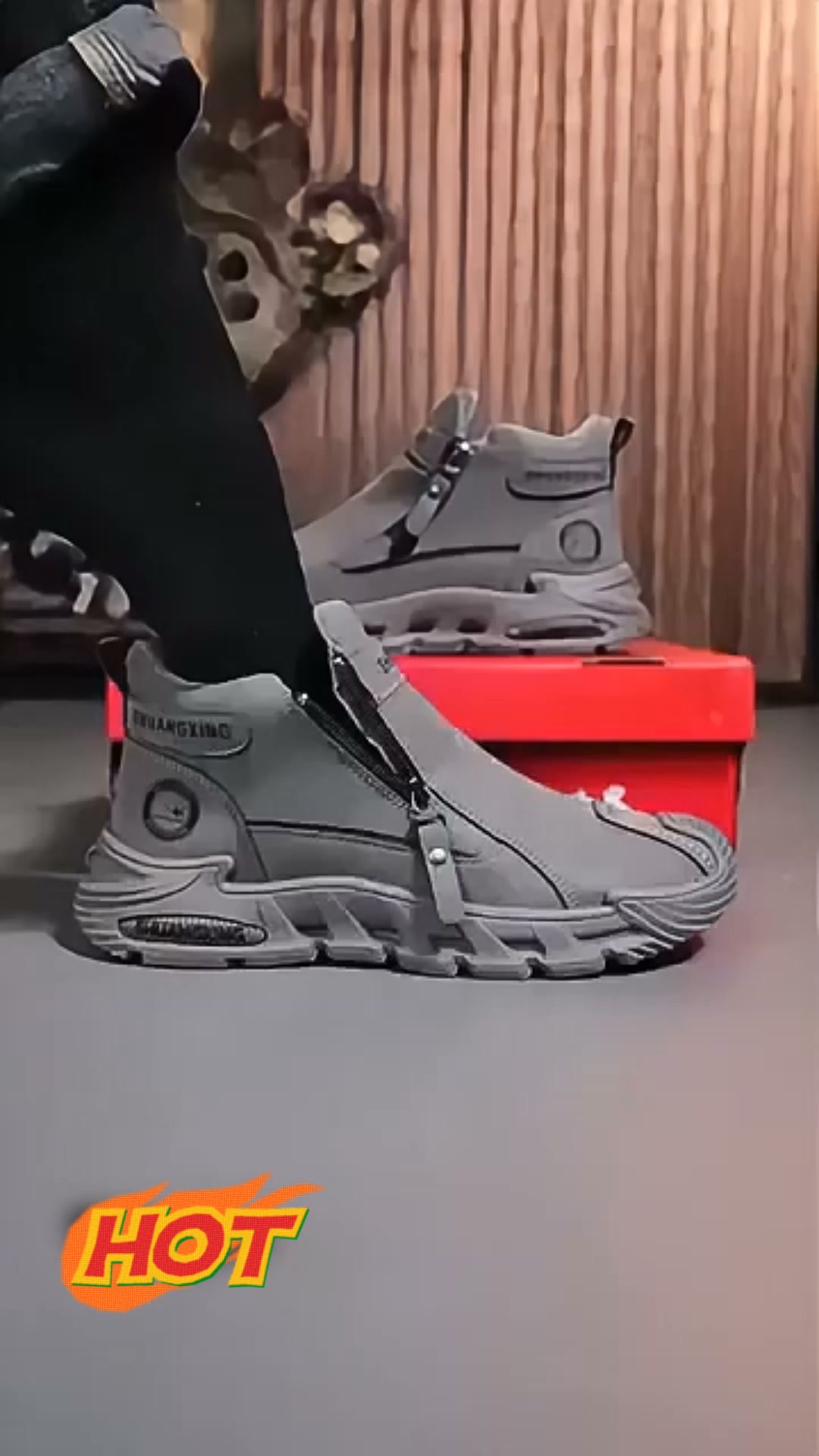 Men’s Hiking Shoes With Side Zipper