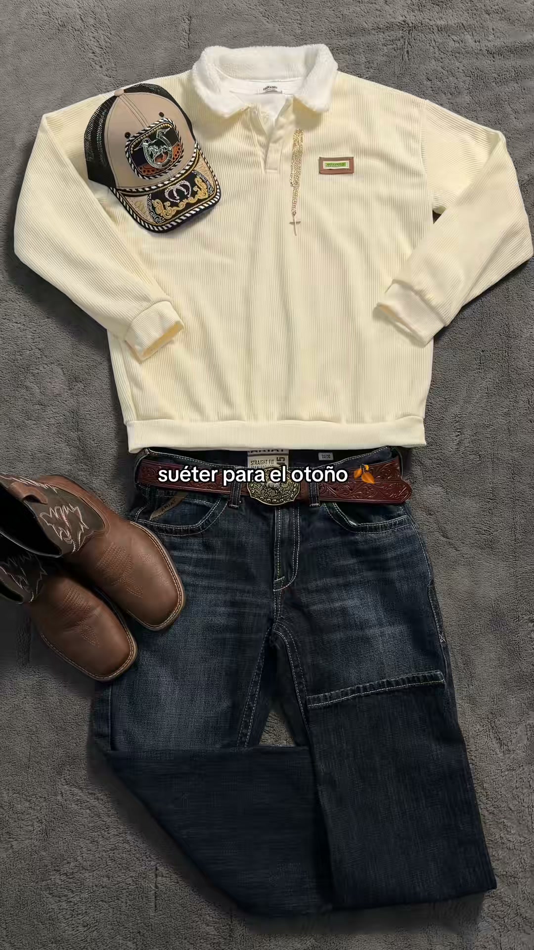 Corduroy texture. Cozy collar. Vintage energy.