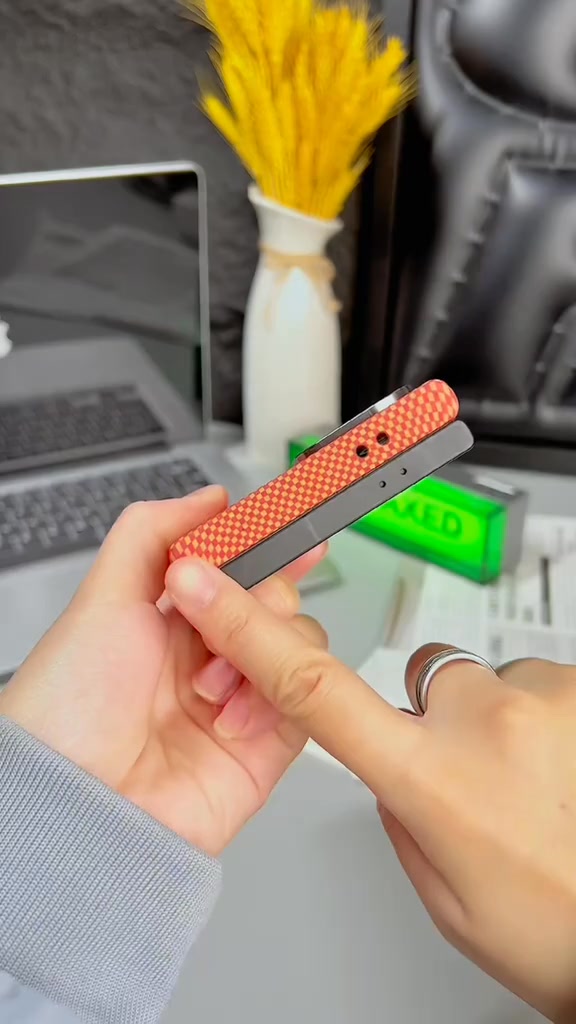 Kevlar Carbon Fiber MaSafe Case
