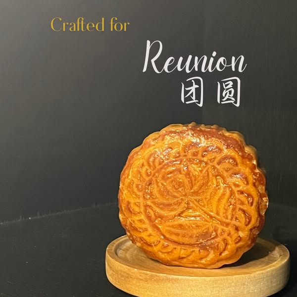 Get Authentic Mooncakes here