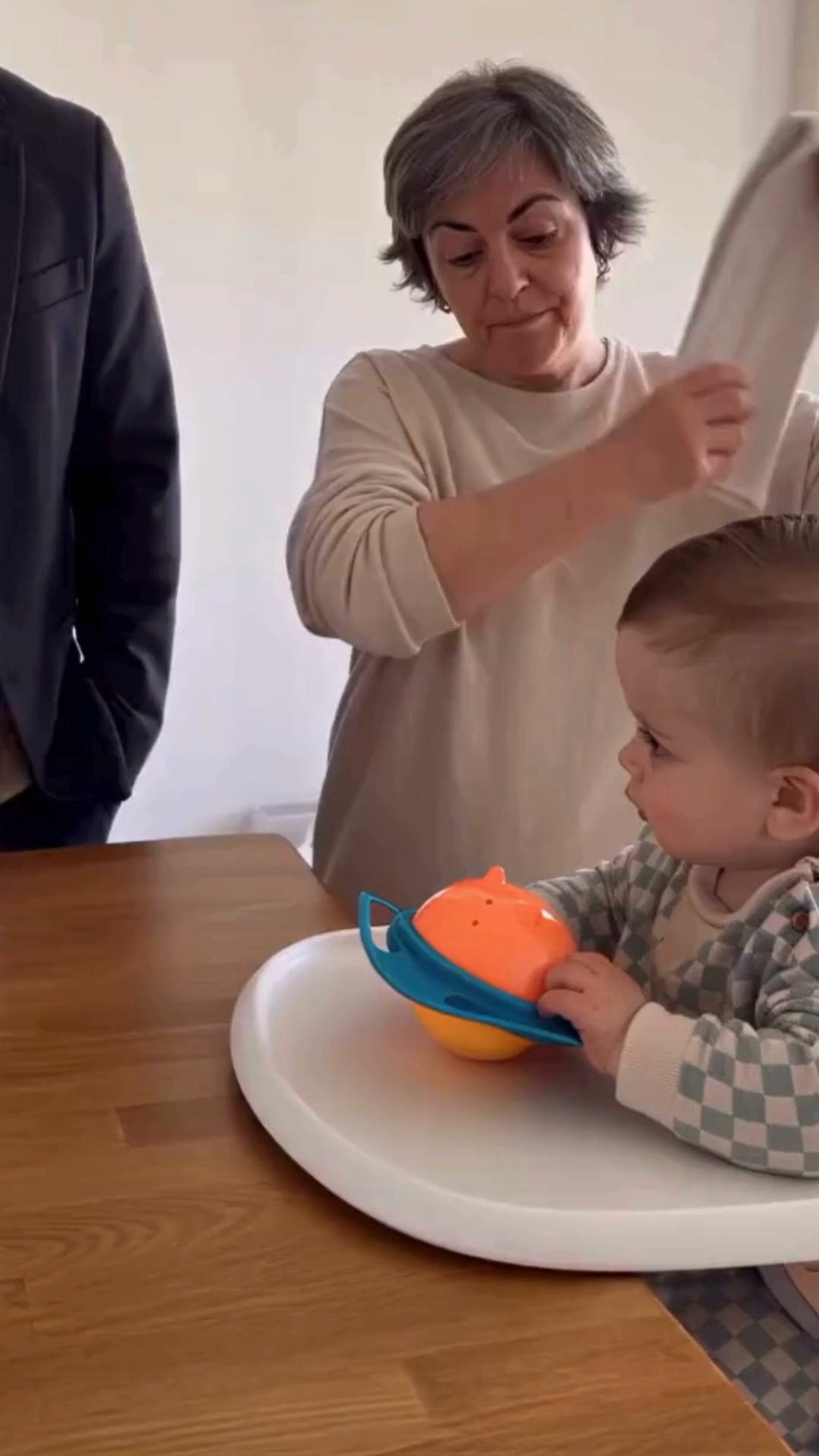 Minder Knoeien Met De Spill Beker!